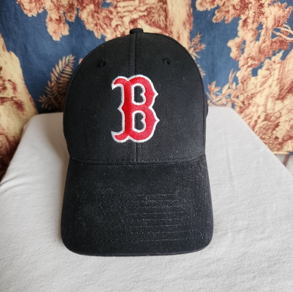 Navy Blue Boston Redsox Ball Cap - Picture 1 of 4